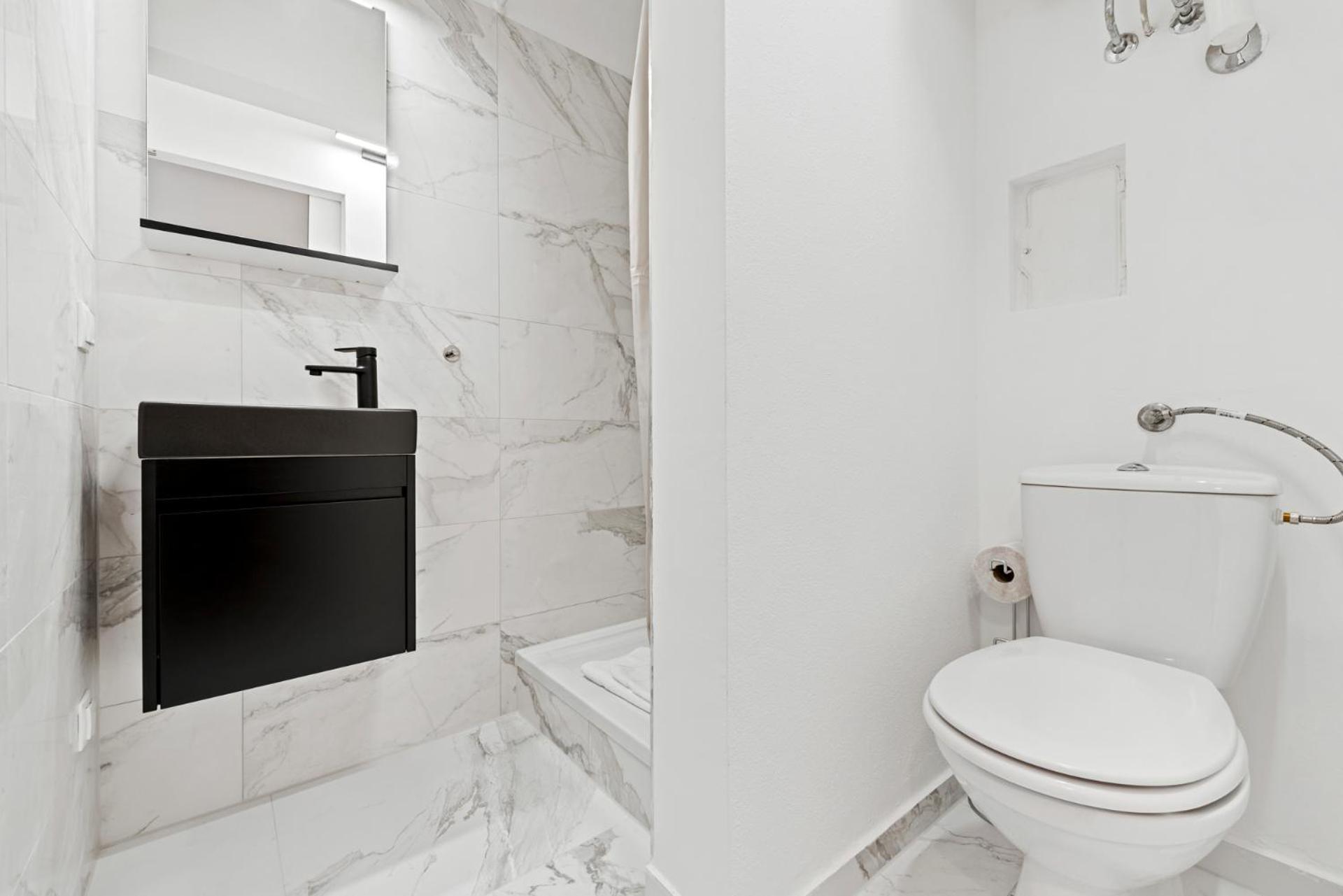 Cozy City Apartment - 15 Min To City-Centre - Contactless 24H Check-In Vienna Luaran gambar