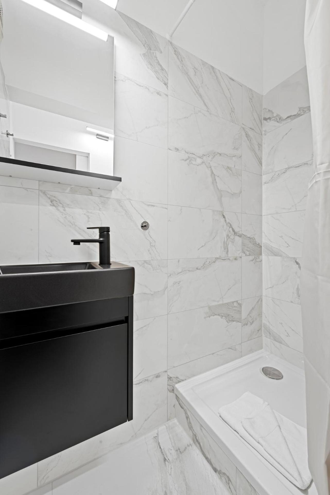 Cozy City Apartment - 15 Min To City-Centre - Contactless 24H Check-In Vienna Luaran gambar
